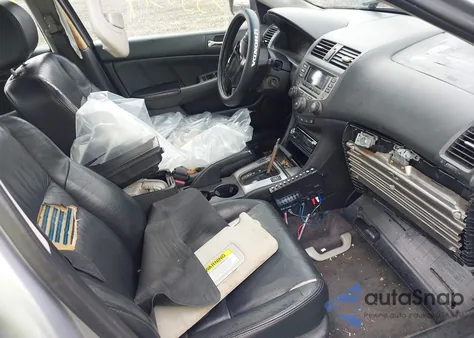 2004 Honda Accord 2.4 Ex from USA, damaged, VIN 1HGCM56884A039089